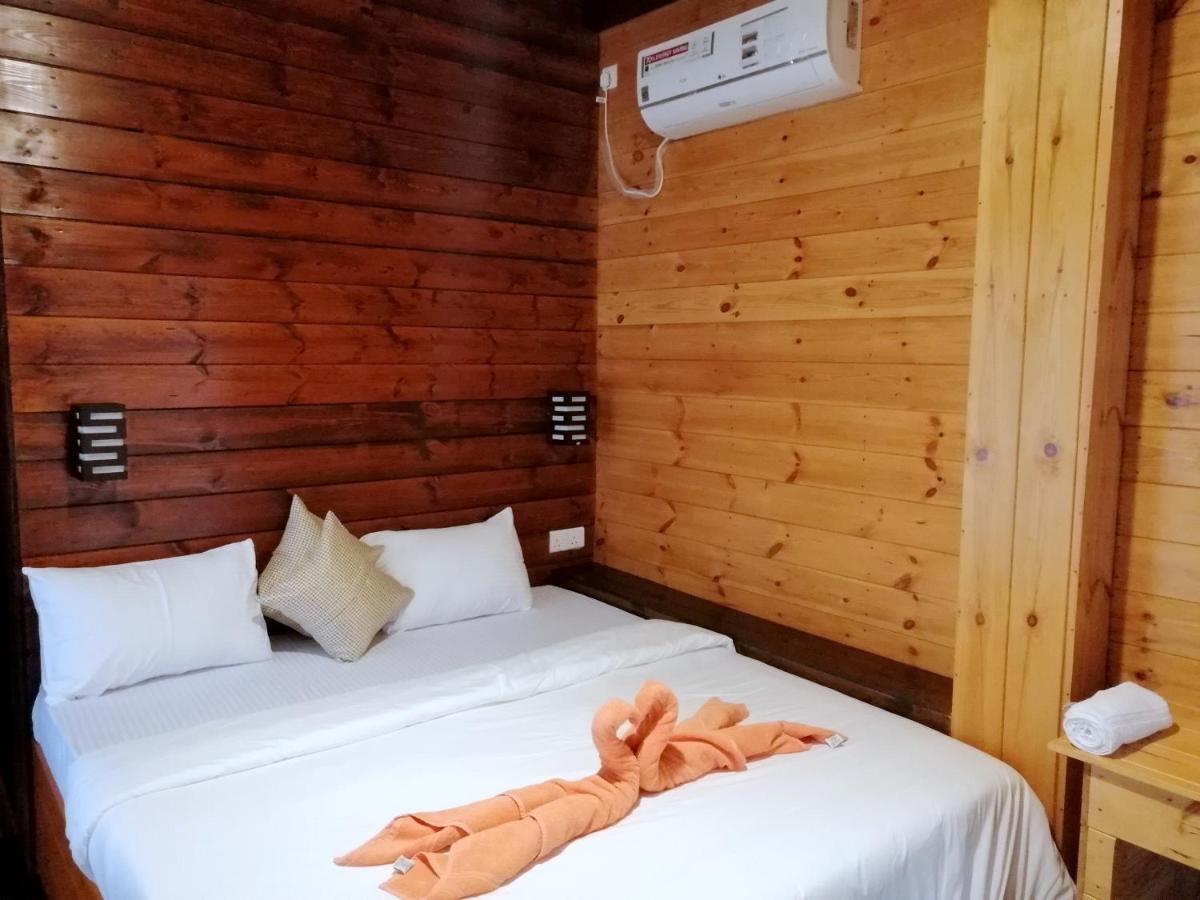 The Cabin Ella Exterior foto